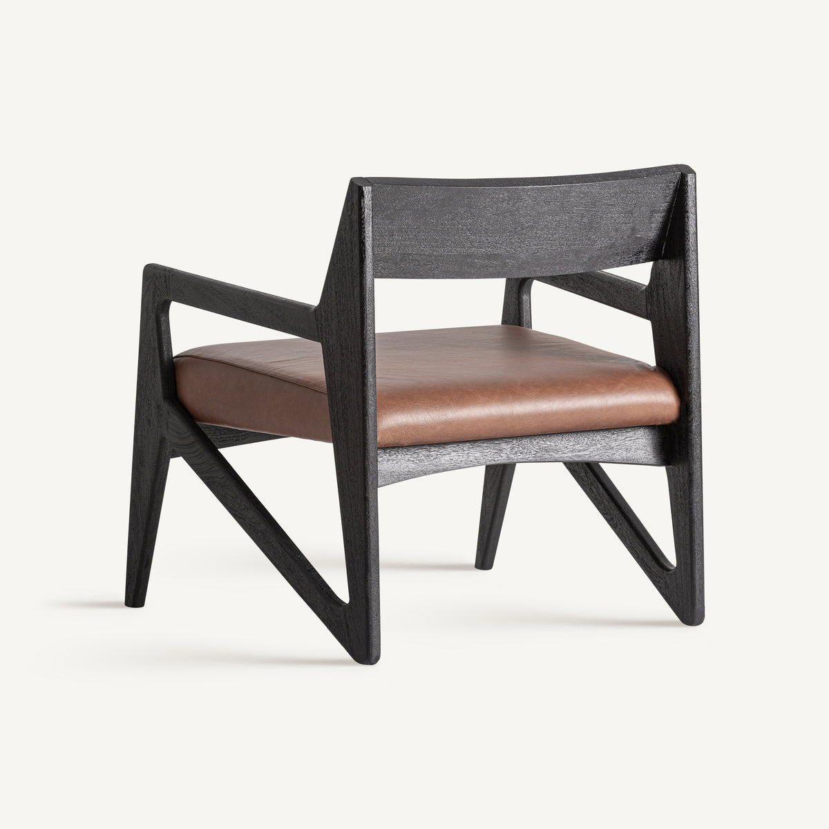 Sillón de acacia y cuero Cala Comte