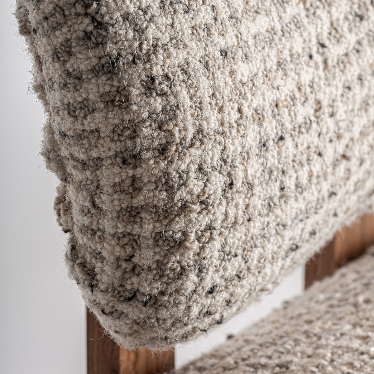 Sillón de acacia y lana beige Cala Vadella