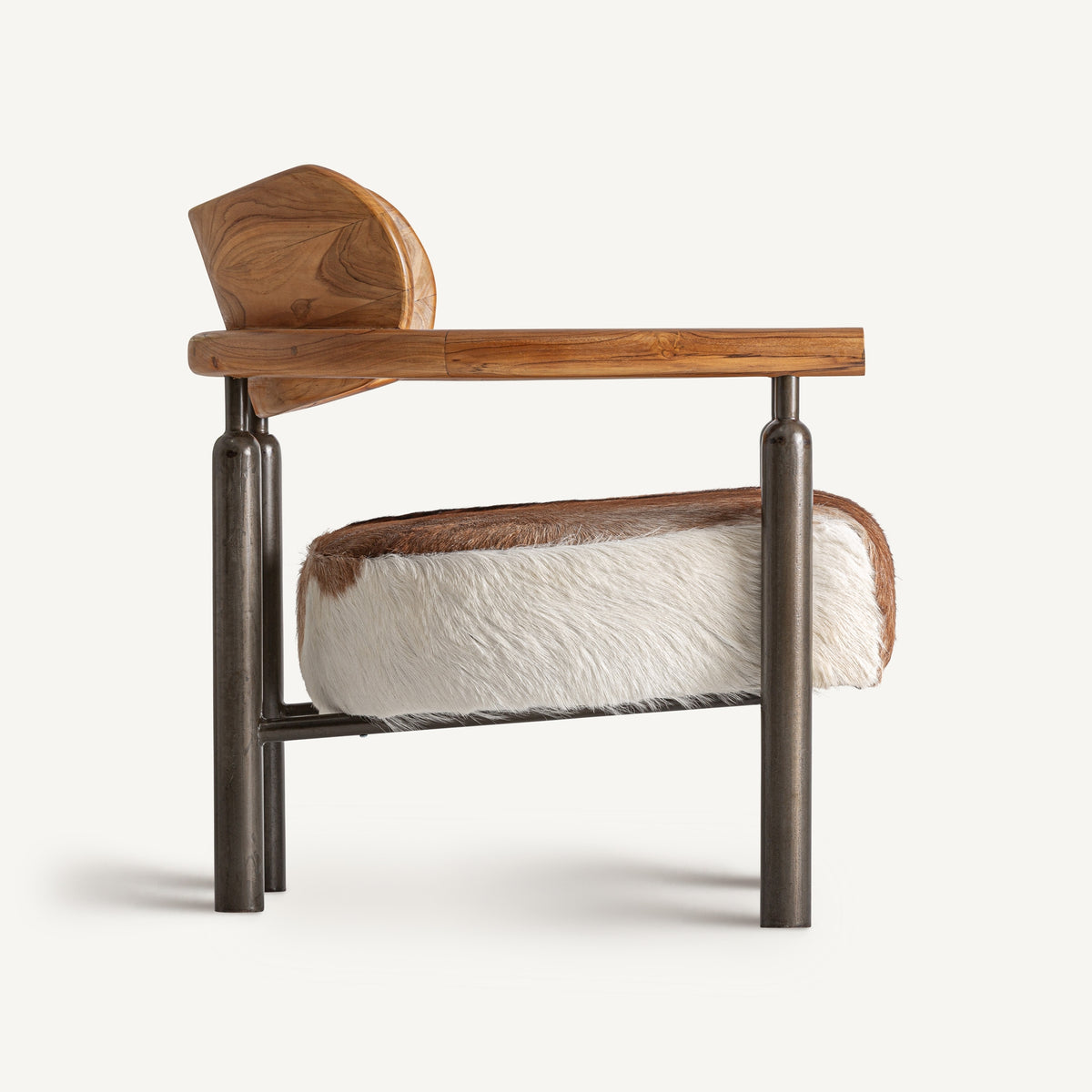 Sillón de teca, hierro y piel Olib