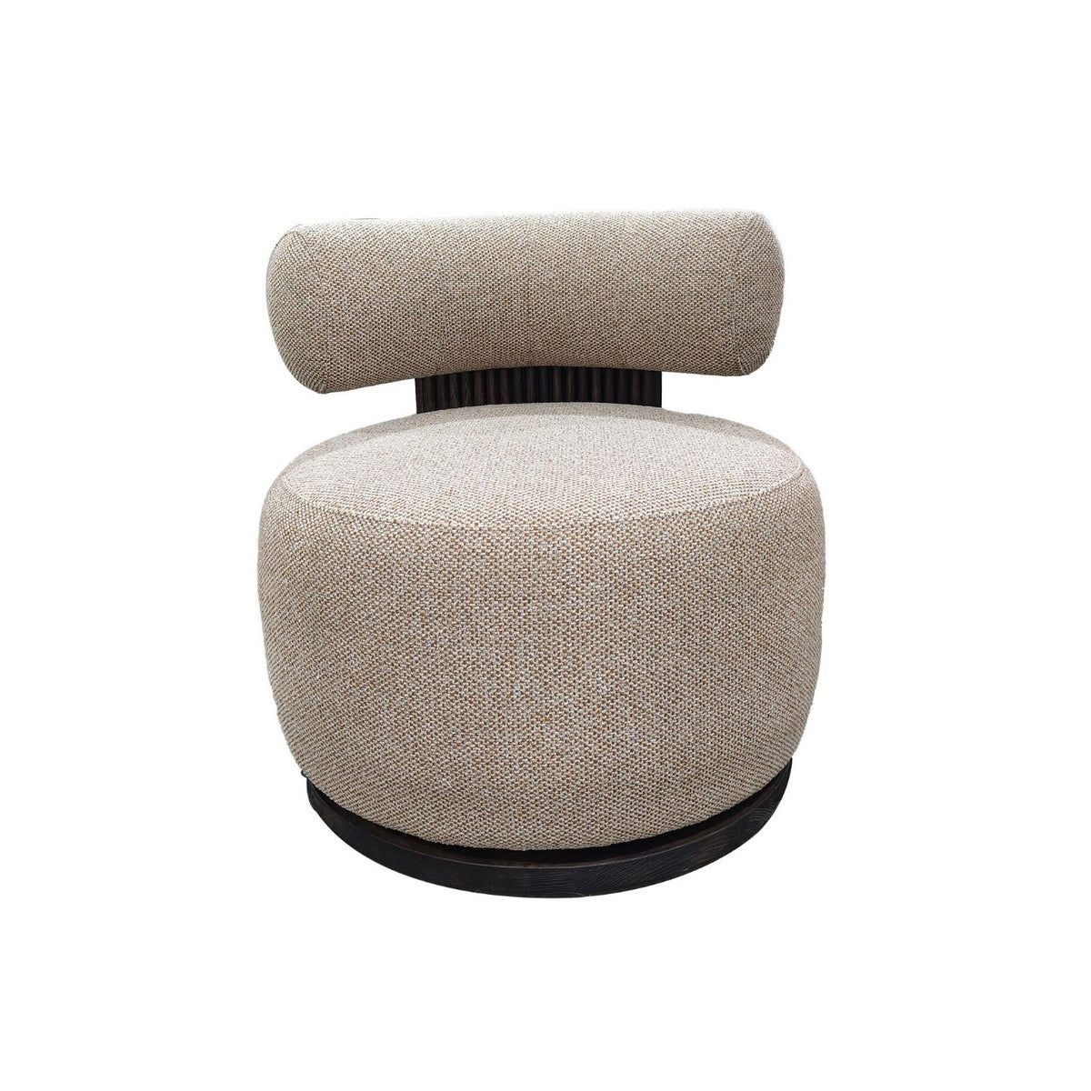 Sillón escultórico cilíndrico beige tostado Broto