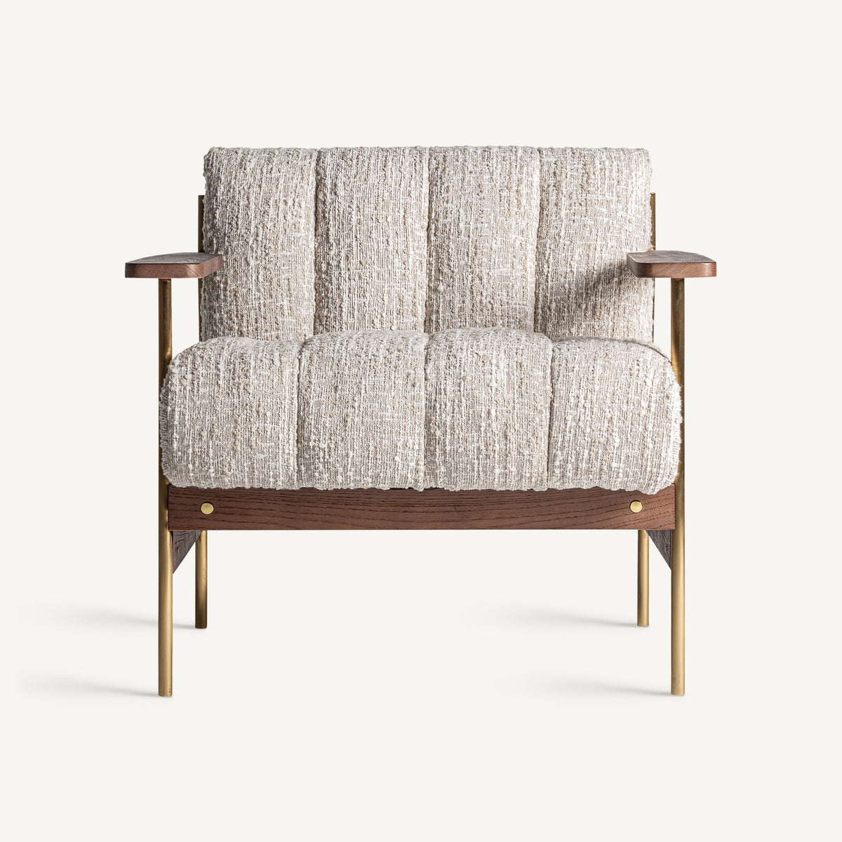 Sillón tapizado beige y dorado Santa Gertrudis