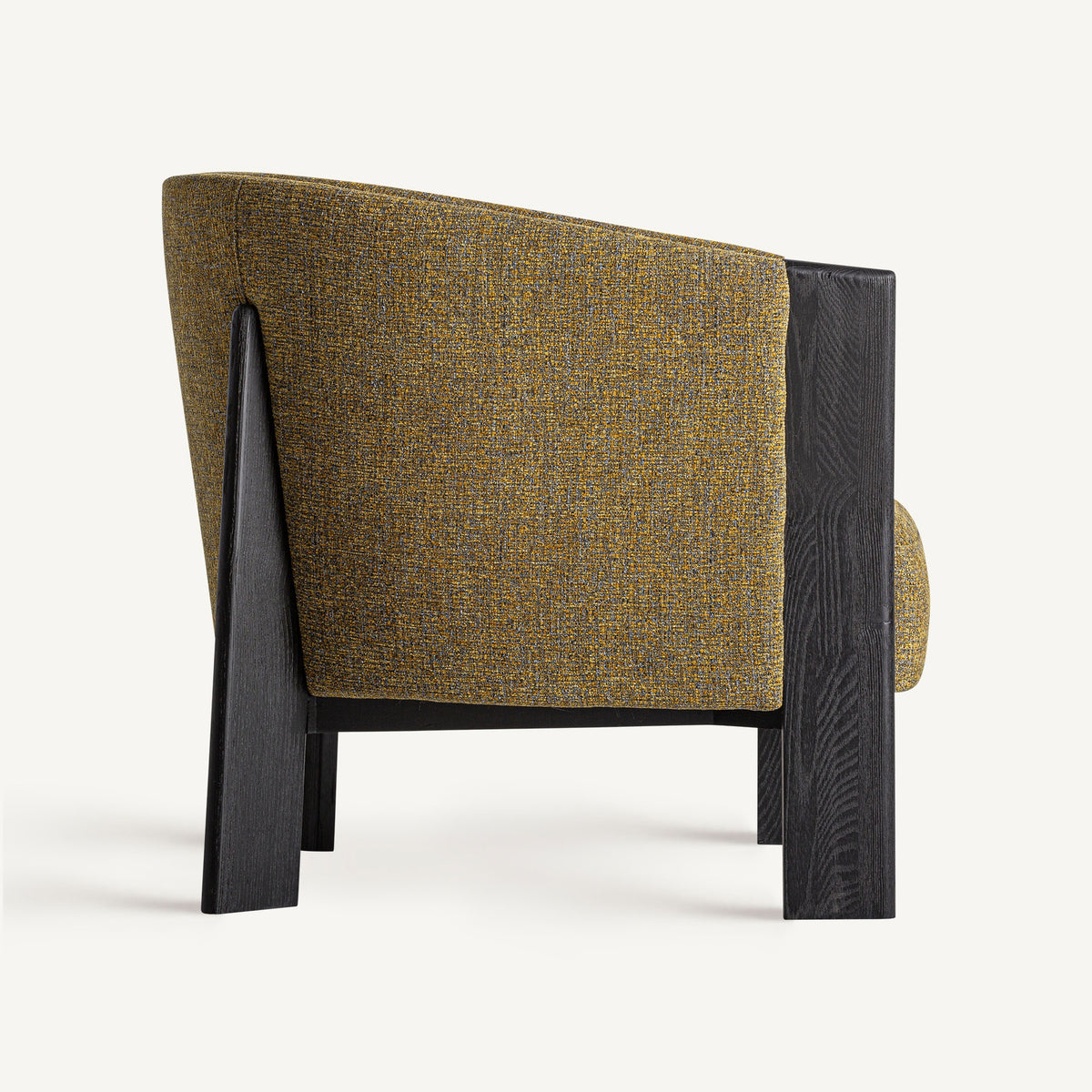 Sillón tapizado mostaza Cala Martina