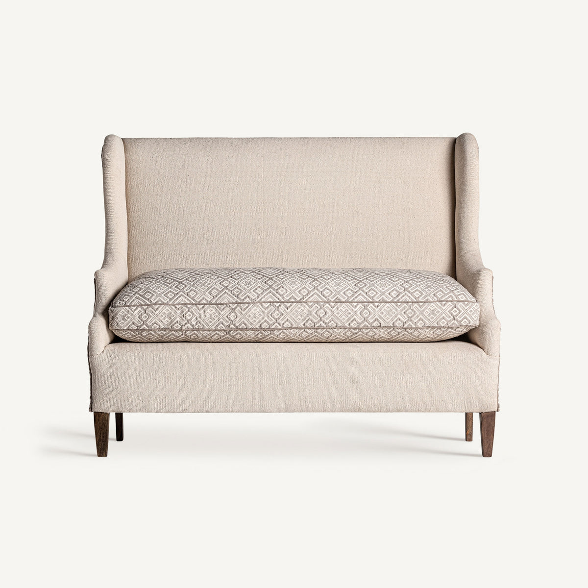 Sofá banqueta tapizado beige Es Puig
