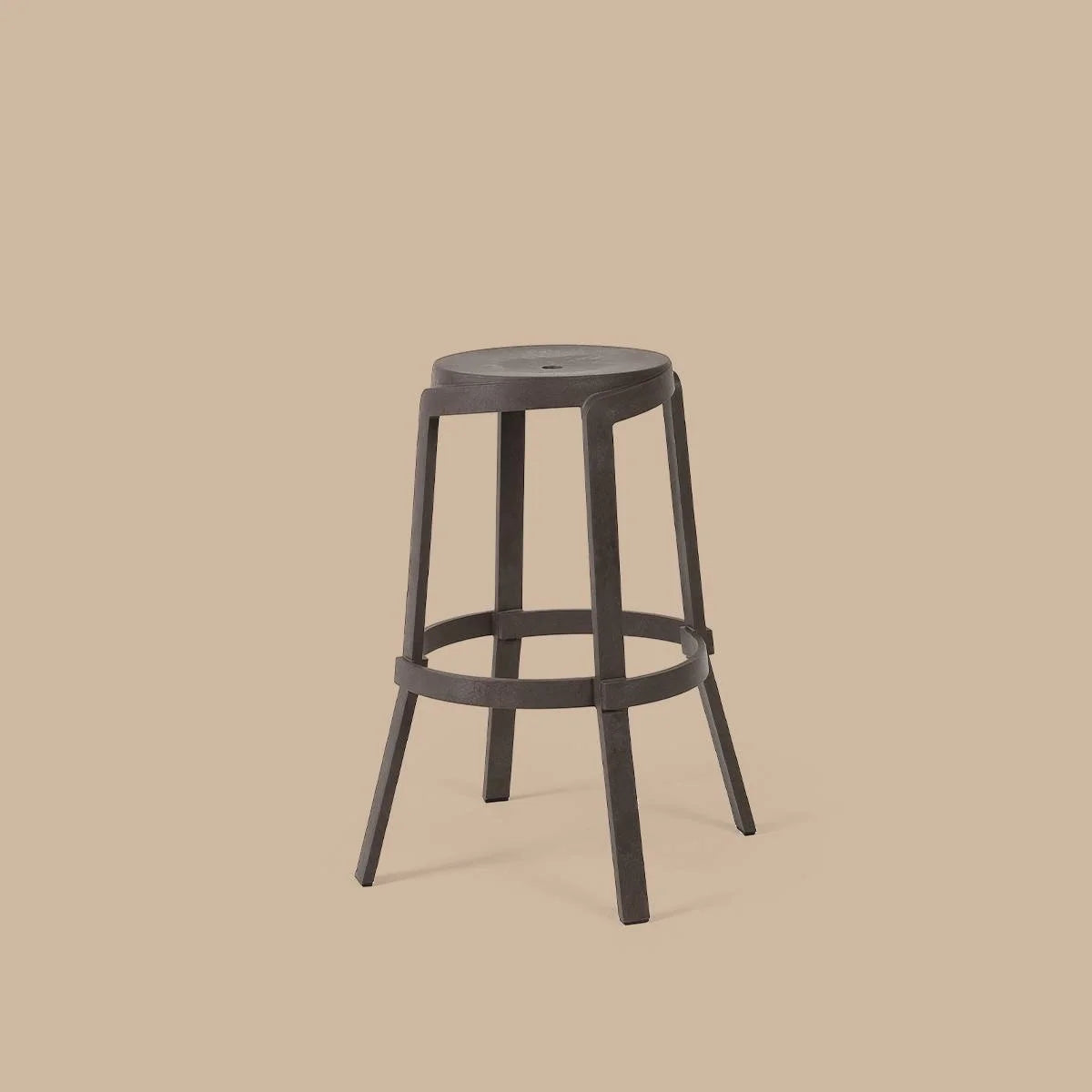 Taburete alto de resina Stack Nardi