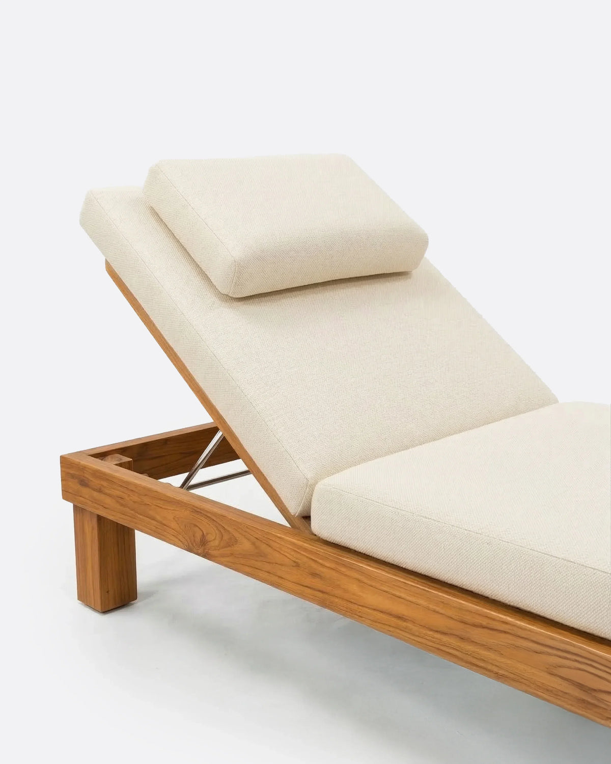 Tumbona de exterior de teca Strauss