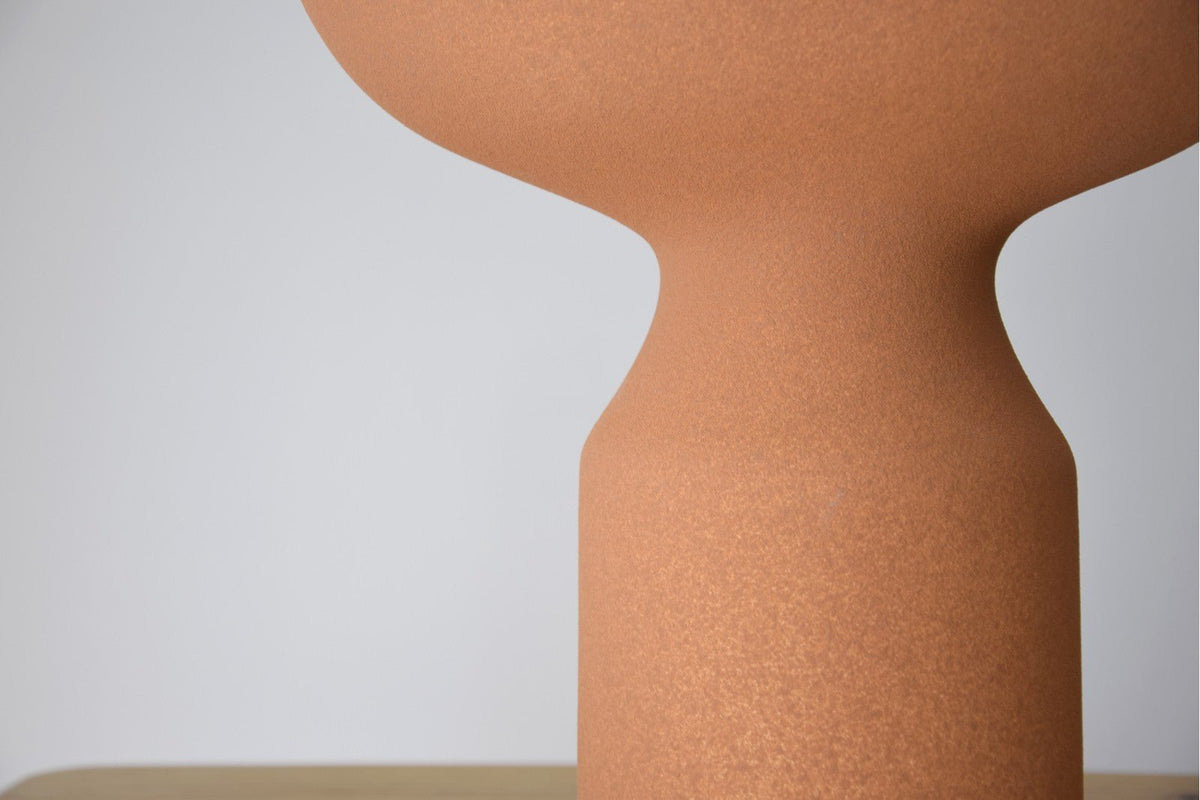 Figura Decorativa Ivette - #pino_y_jacaranda#
