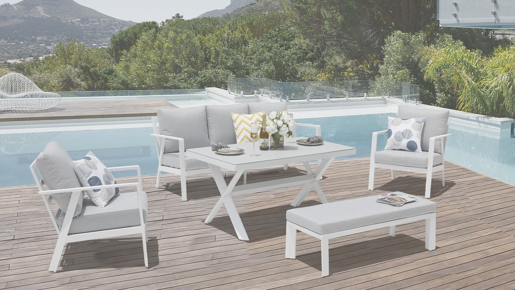 Sets y Conjuntos de Exterior – Pino & Jacaranda