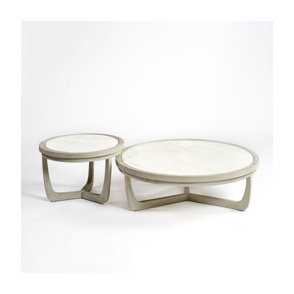Mesa auxiliar redonda mediana de roble blanco y piedra Sortelha