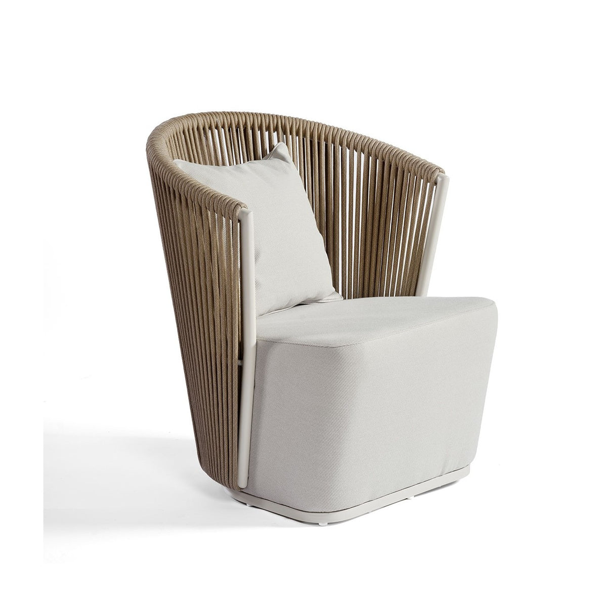 Sillón de respaldo alto de aluminio y cuerda Tourrettes