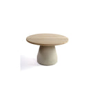 Mesa auxiliar de teca grisácea y base cemento blanco Cofete