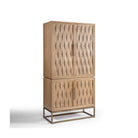 Armario de roble natural con puertas en relieve Lourmarin
