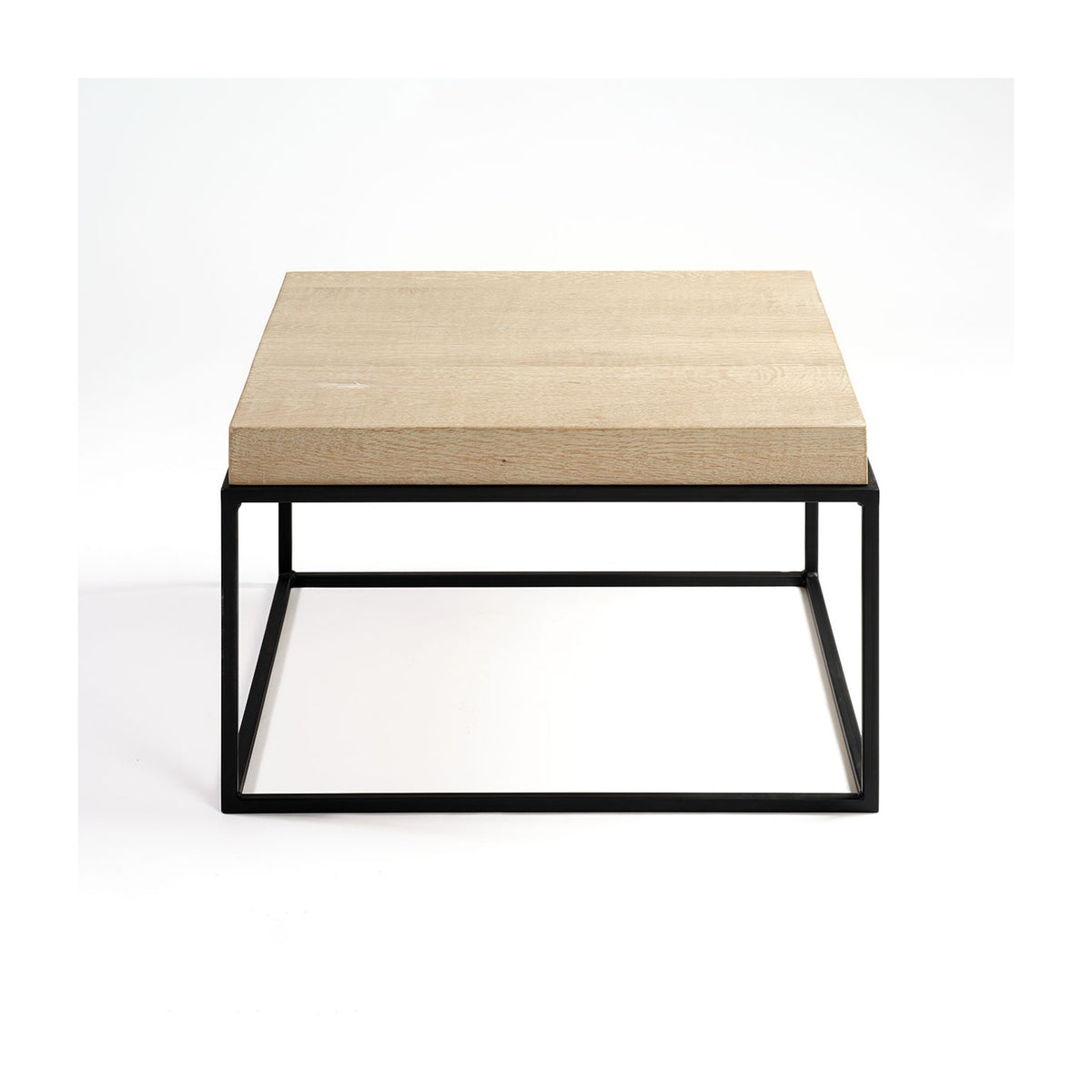 Mesa auxiliar cuadrada de roble blanqueado y metal Oia