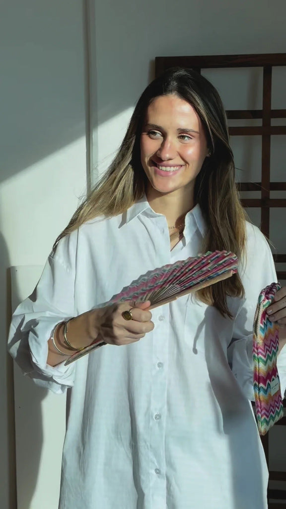 Abanico con Funda Era - pino_y_jacaranda