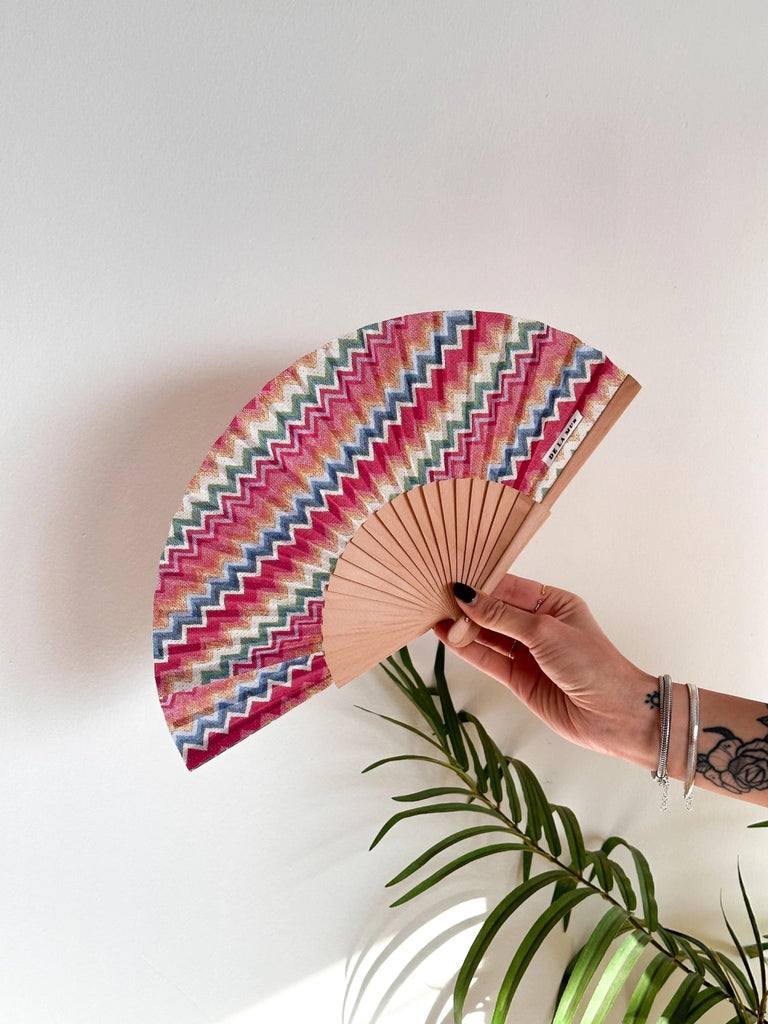 Abanico con Funda Era - pino_y_jacaranda