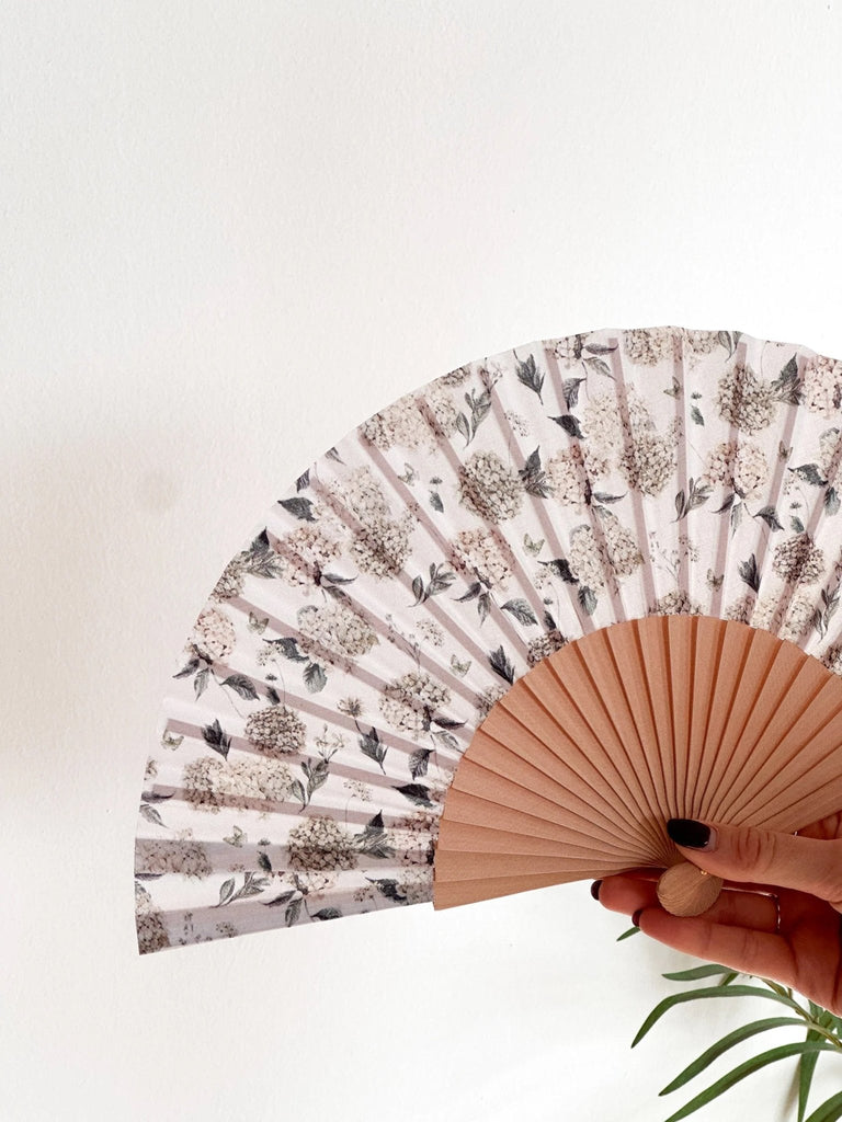 Abanico con Funda Floral - pino_y_jacaranda