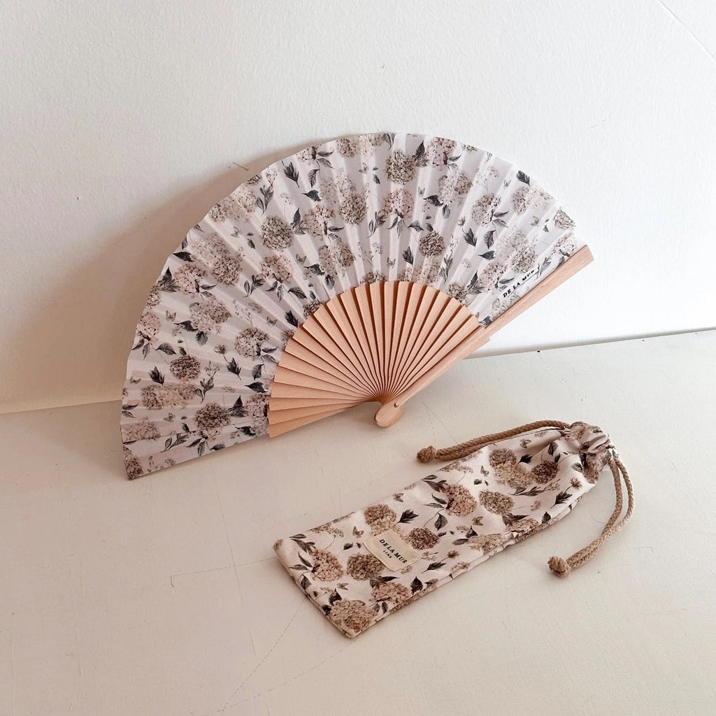 Abanico con Funda Floral - pino_y_jacaranda