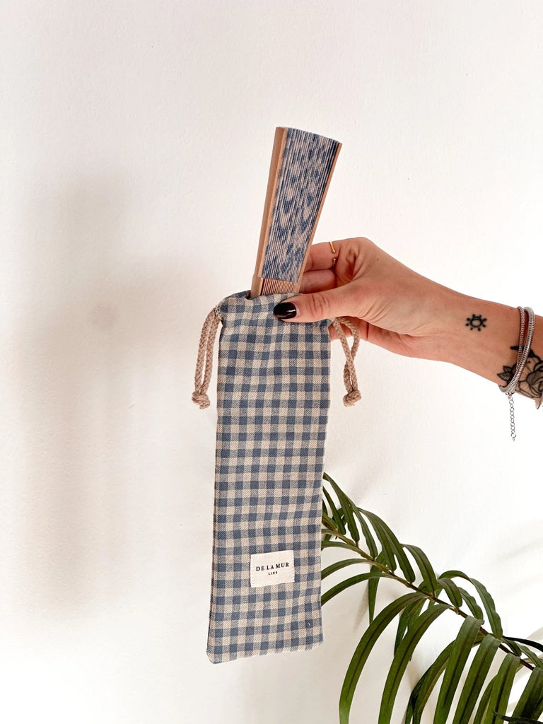 Abanico con Funda Isa - pino_y_jacaranda