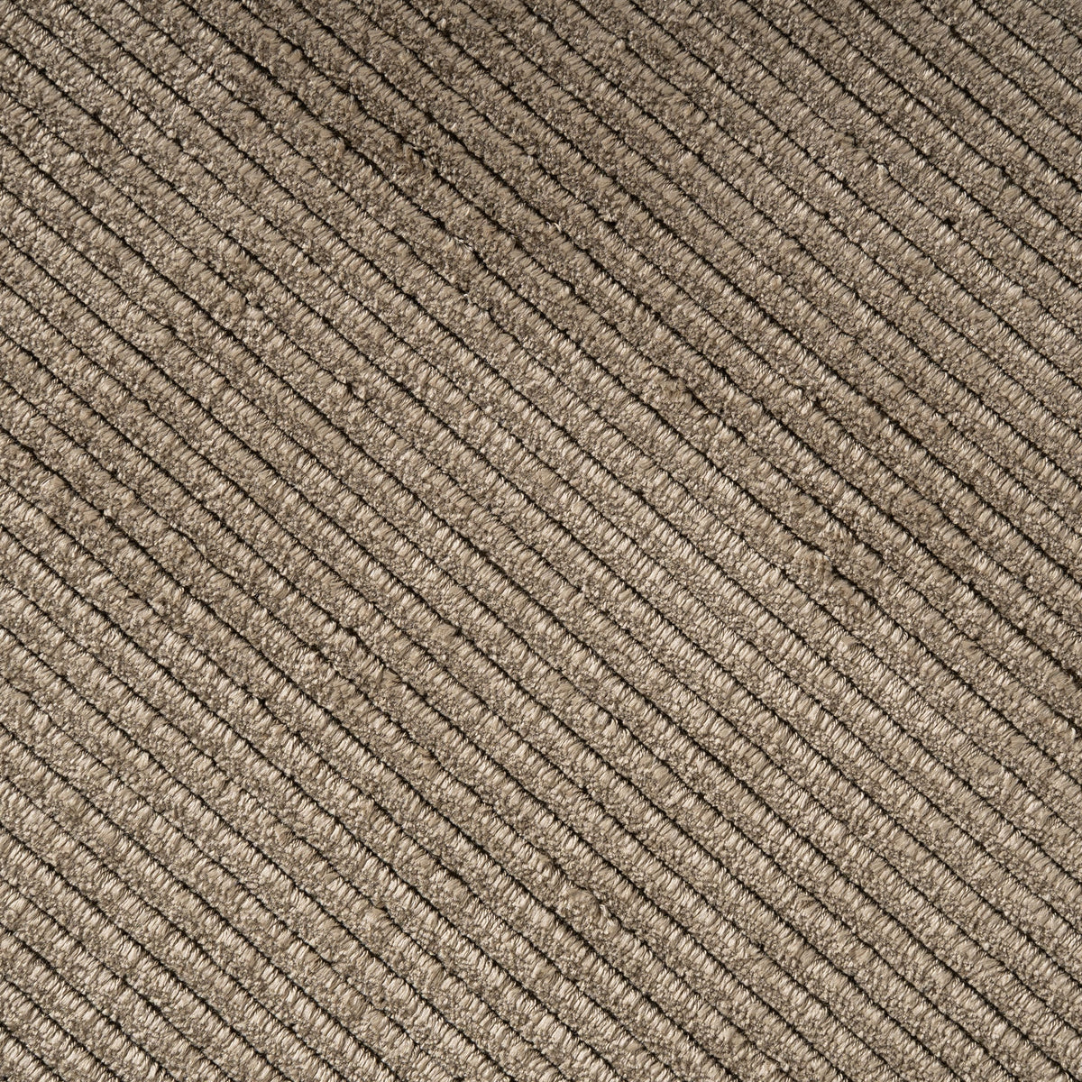 Alfombra de viscosa verde Cobaticas