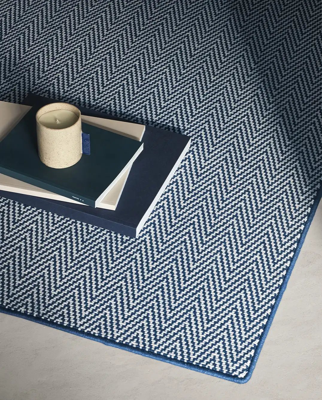 Alfombra Diana Herringbone Circular - #pino_y_jacaranda#