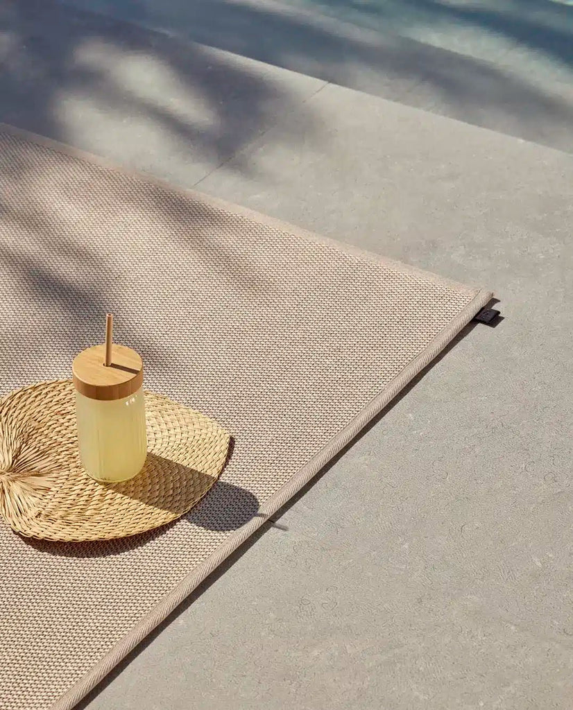 Alfombra Redonda de Interior y Exterior Nature Premium Lite - pino_y_jacaranda