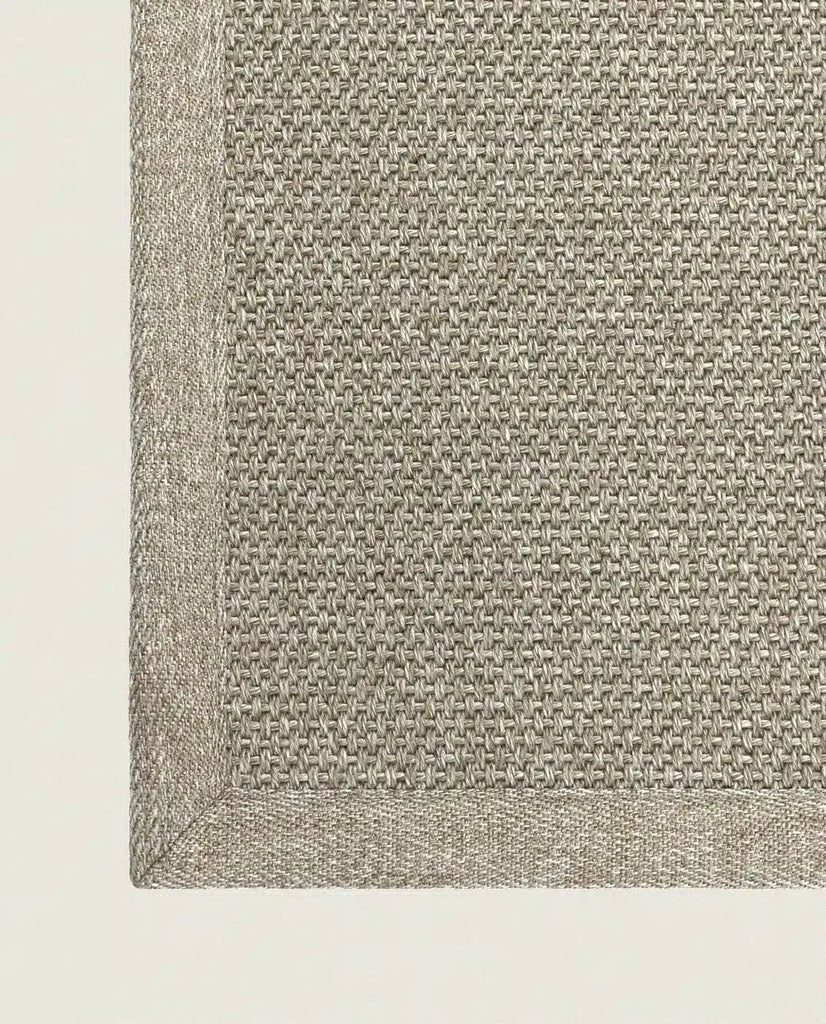 Alfombra Redonda de Interior y Exterior Nature Premium Lite - pino_y_jacaranda