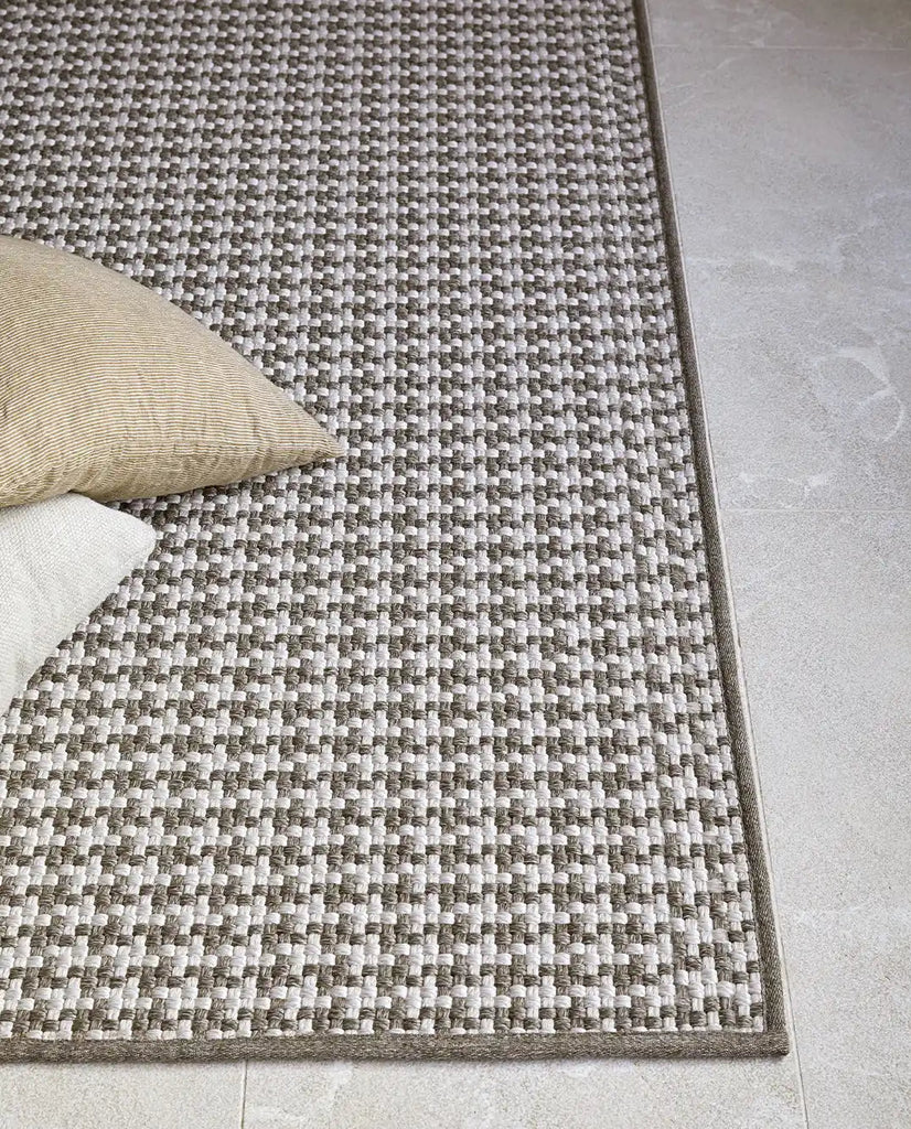 Alfombra Redonda de Interior y Exterior Terra Gorafe - pino_y_jacaranda