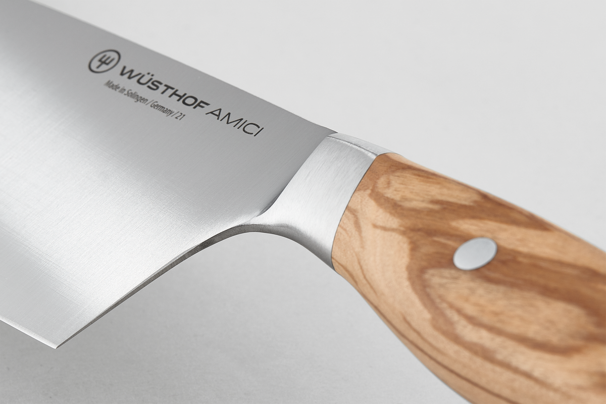 Cuchillo rotoku alveolado Wüsthof Amici 17 cm