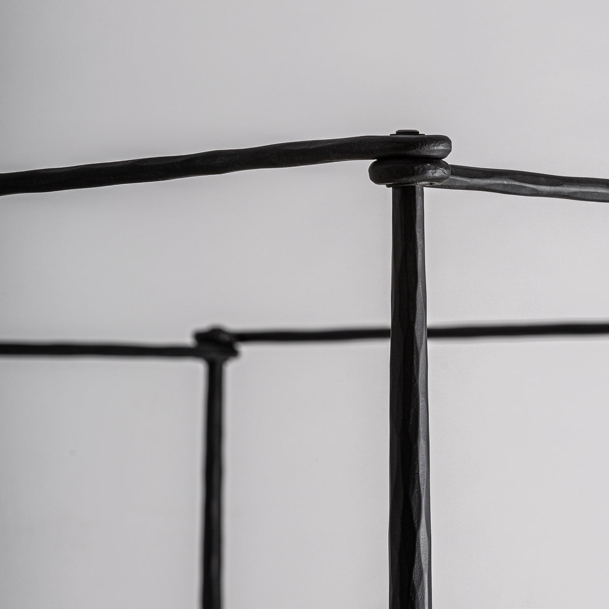 Cama de hierro con dosel Varques