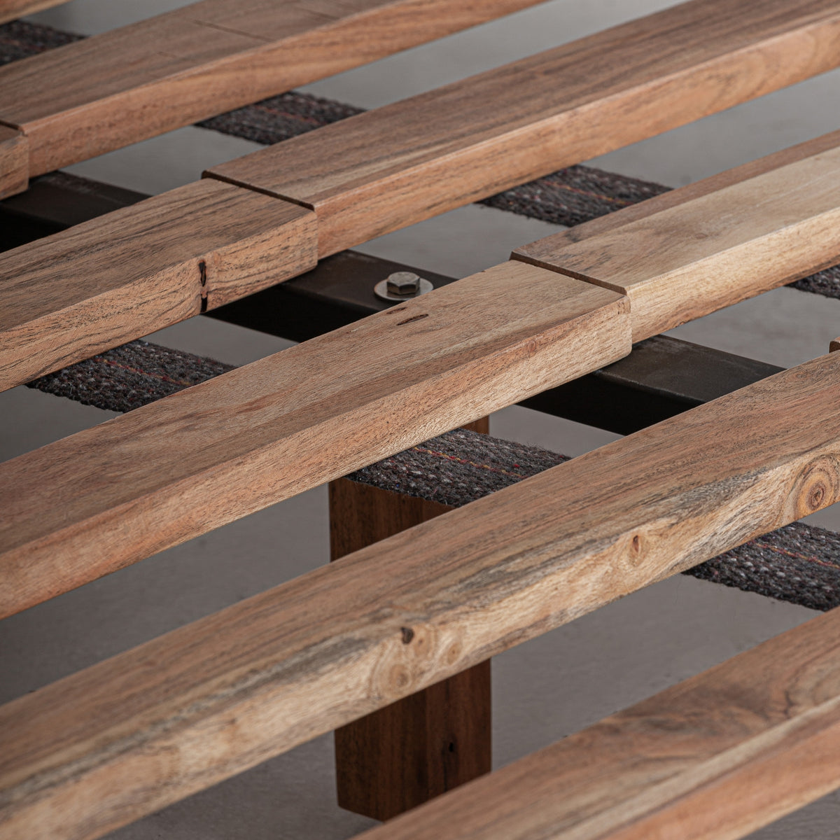Cama de hierro con dosel Varques