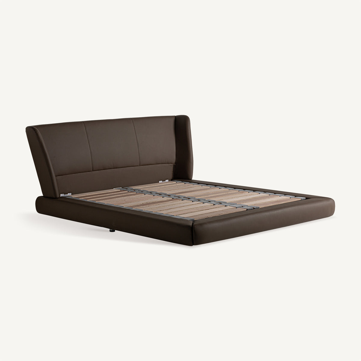 Cama de piel marrón Biniparratx
