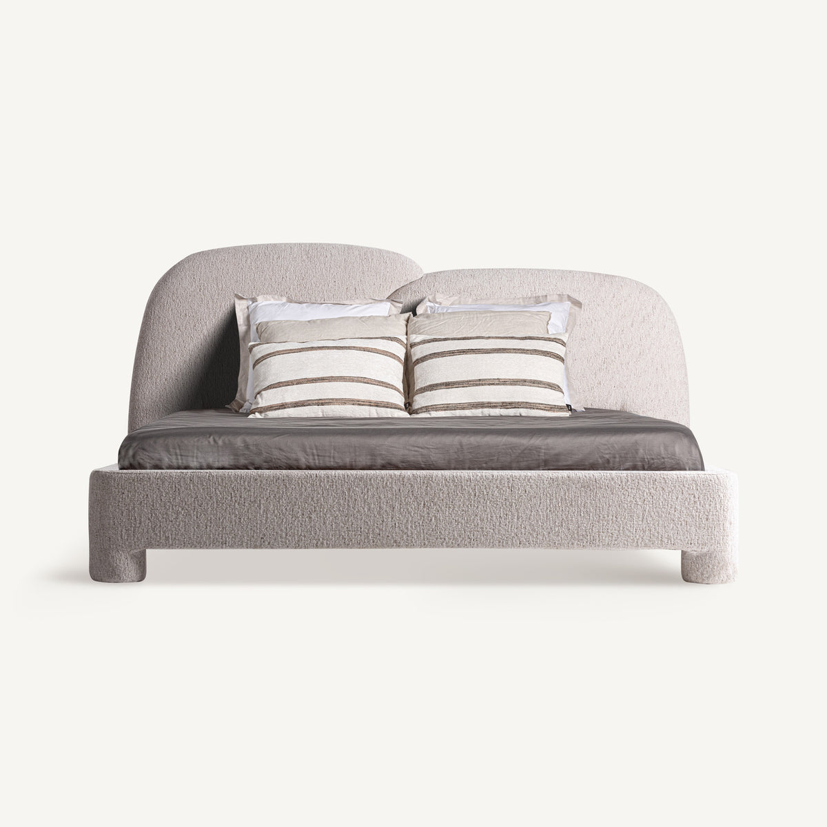 Cama tapizada beige Llucalcari