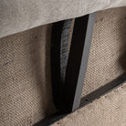 Chaise longue de madera de mindi negra y lino crema Oliena