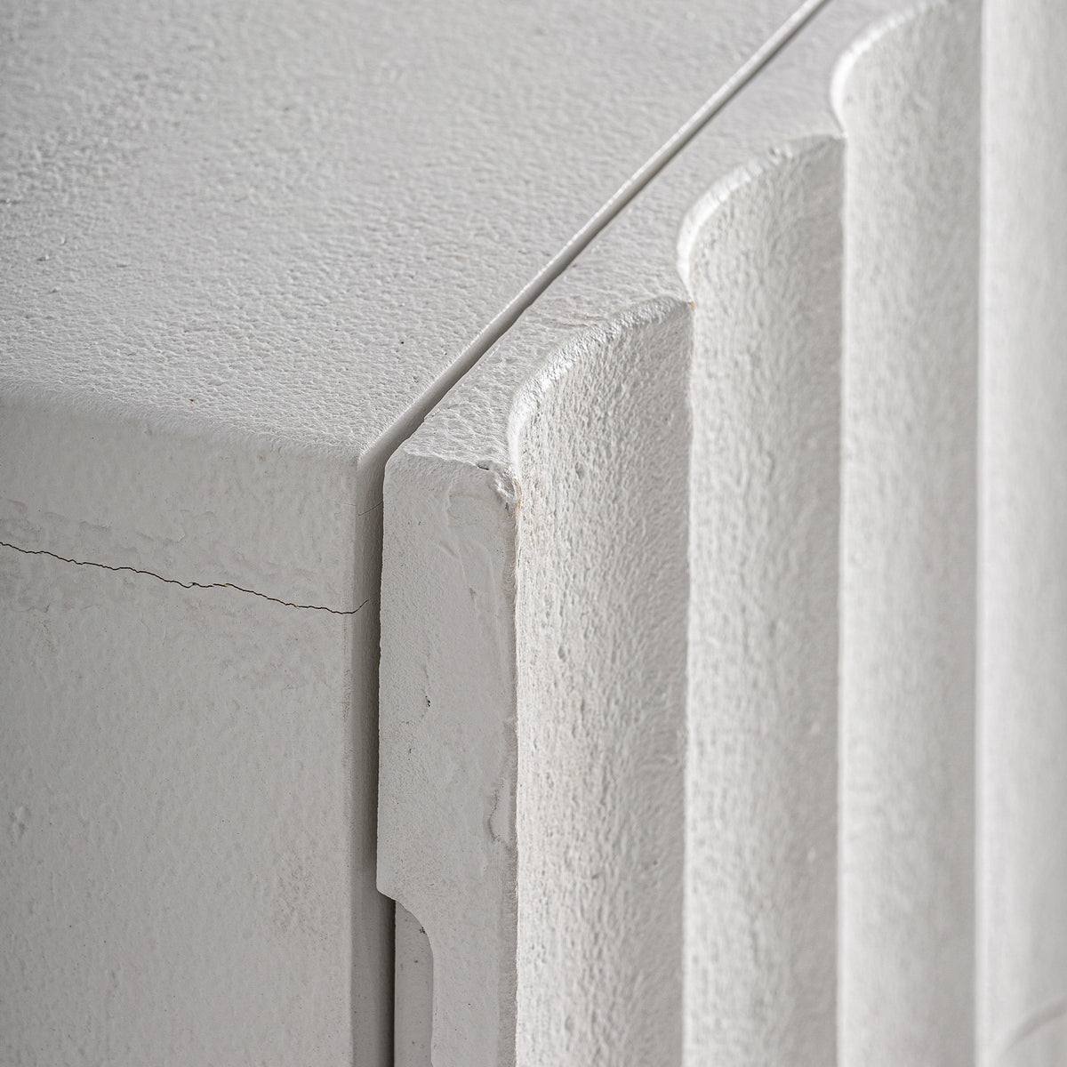 Cómoda de madera de mango blanca Ratjada