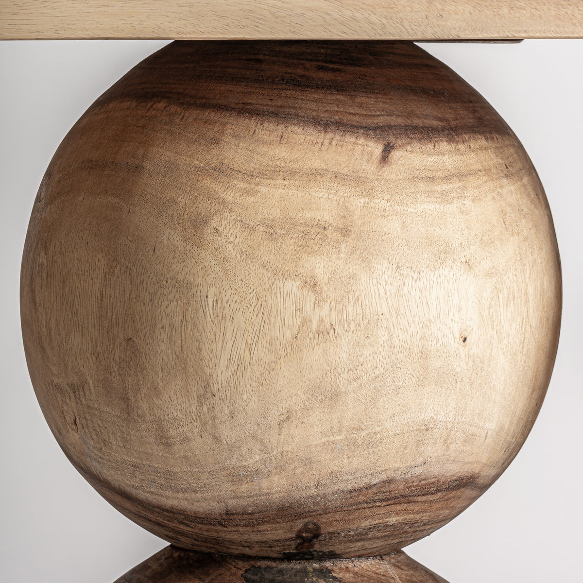 Consola de madera de suar orgánica Calabardina