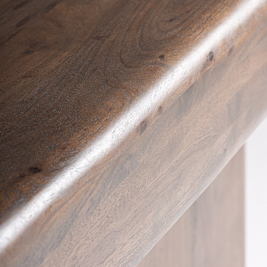 Consola Hill - #pino_y_jacaranda#