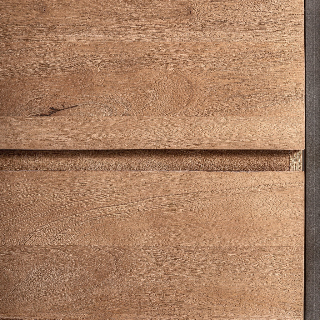 Escritorio Jan - #pino_y_jacaranda#