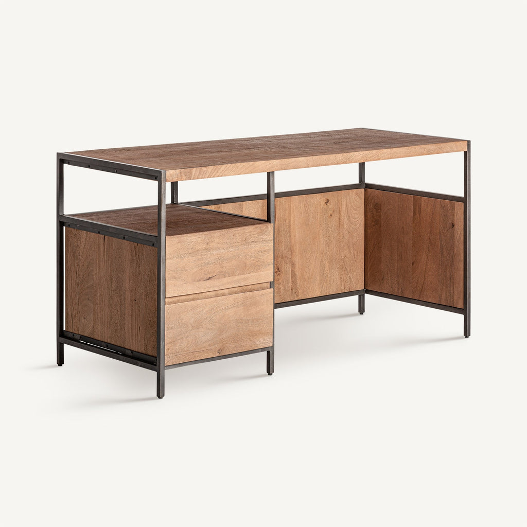 Escritorio Jan - #pino_y_jacaranda#