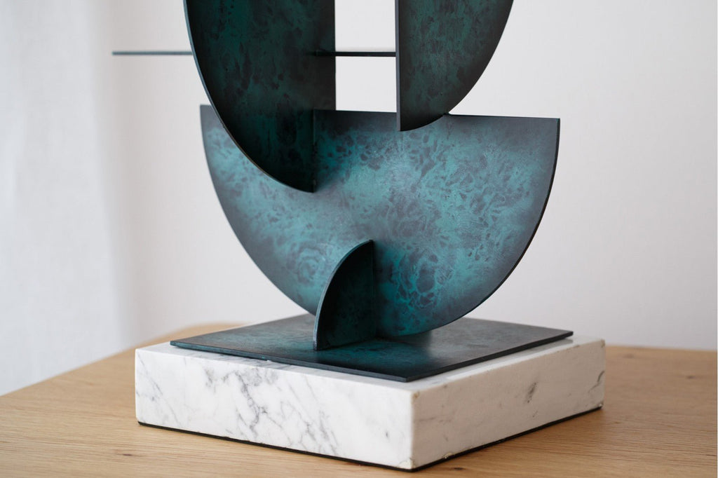 Escultura Abstracta Nora - #pino_y_jacaranda#