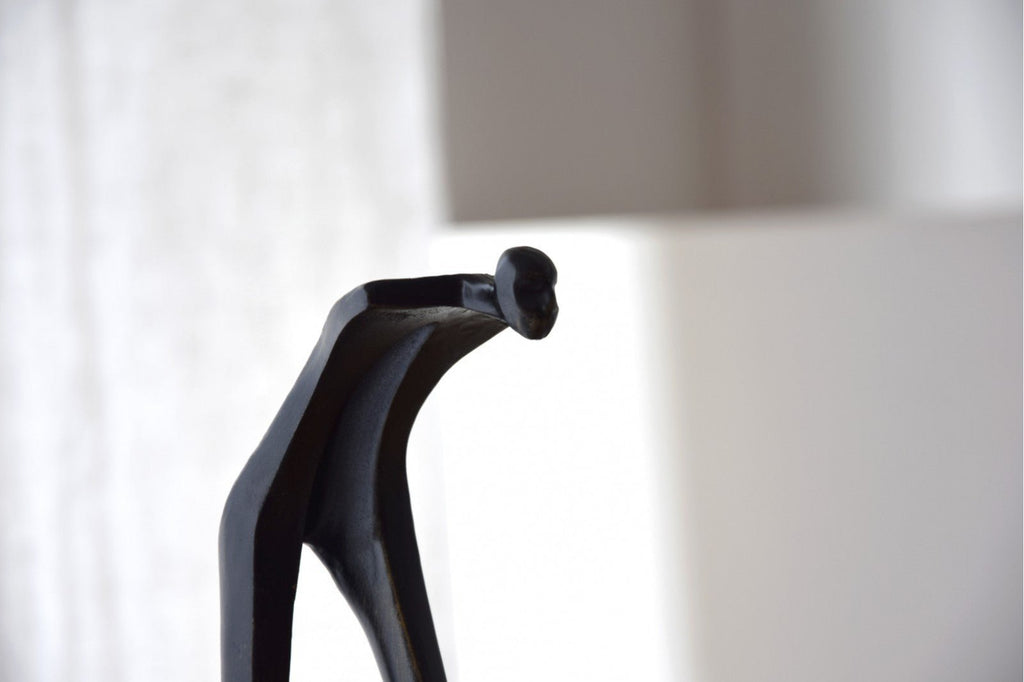 Escultura Caminante - #pino_y_jacaranda#