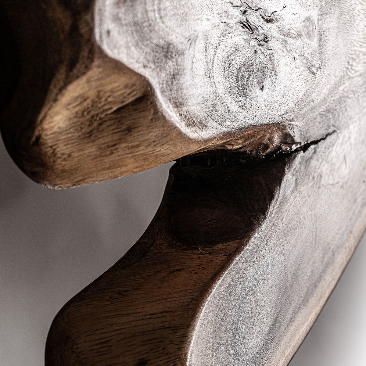 Escultura de madera suar Mykonos