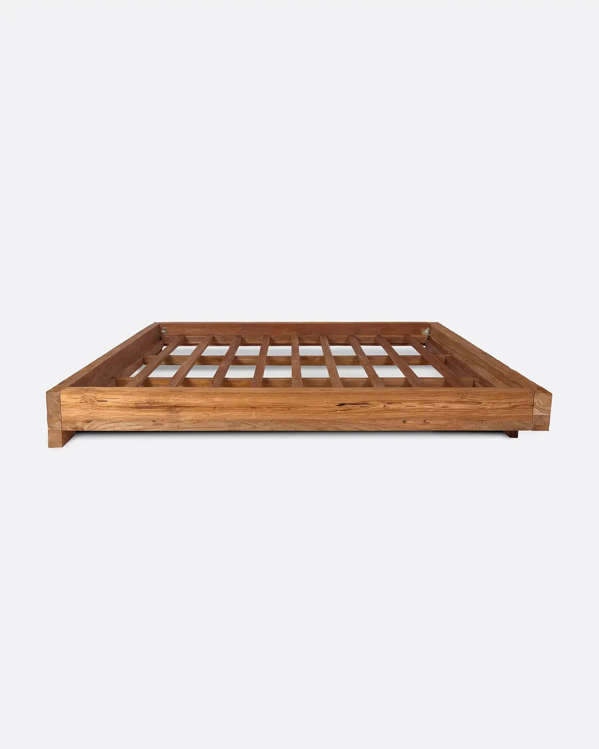 Estructura de cama de teca reciclada Solid