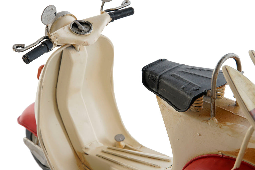 Figura Decorativa Vespa Surfera - #pino_y_jacaranda#