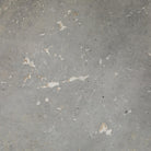 Mesa de centro de pino con tapa de piedra gris Chochín