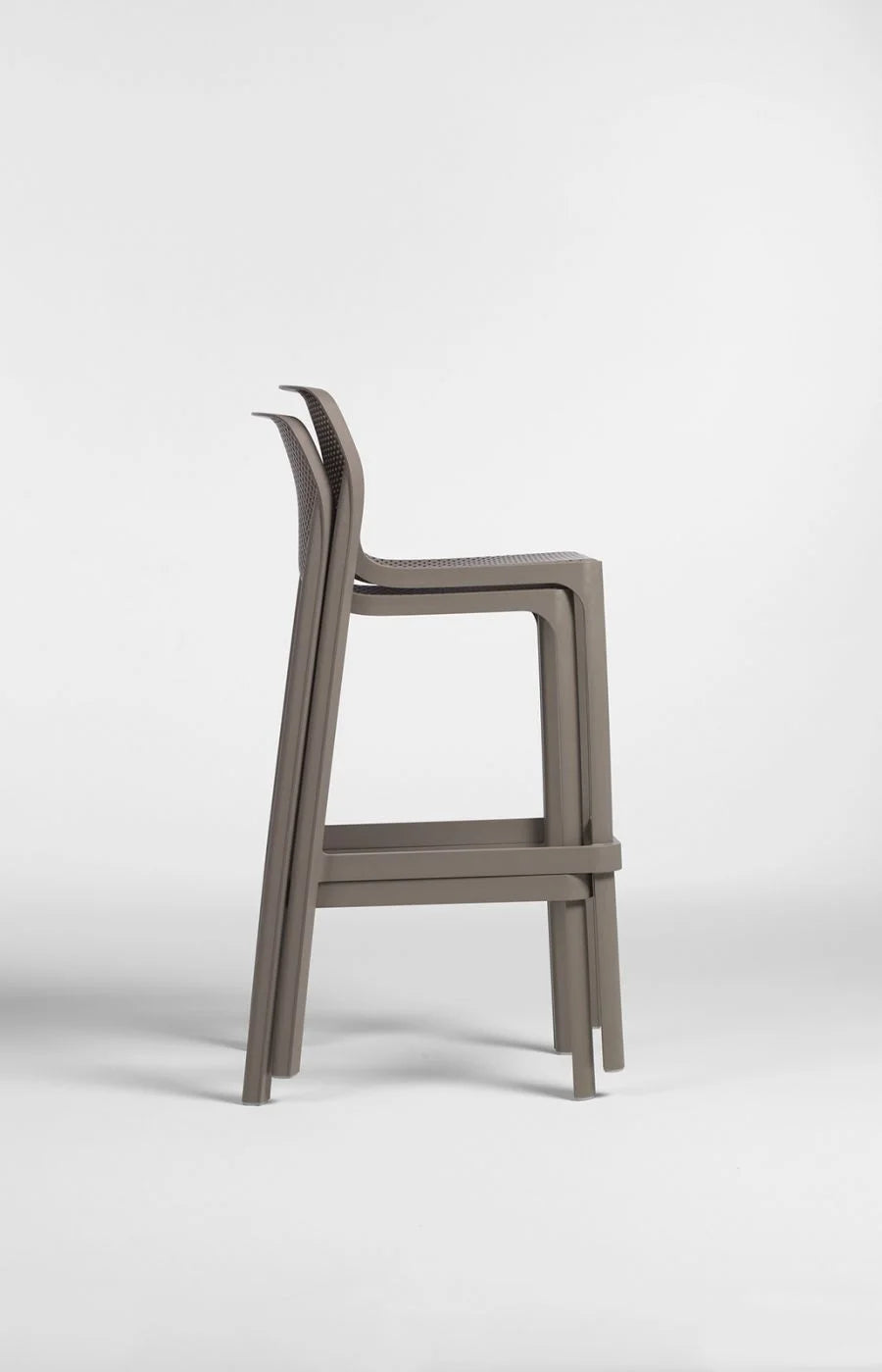 Taburete de resina Net Stool Nardi