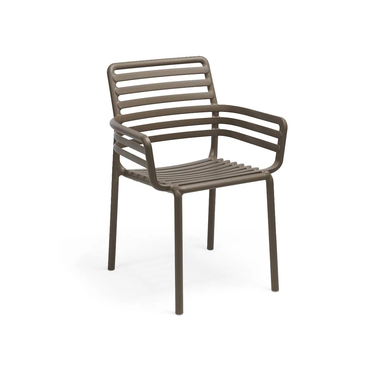 Sillón apilable de resina Doga Nardi – Tabaco