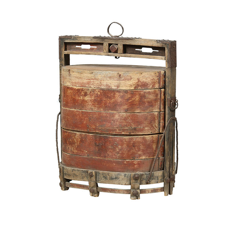 Caja de dote antigua de olmo Colunga