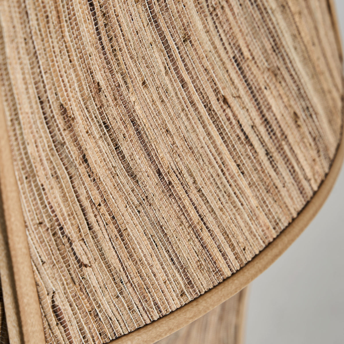 Lámpara de pie de fibra natural Bruñel beige