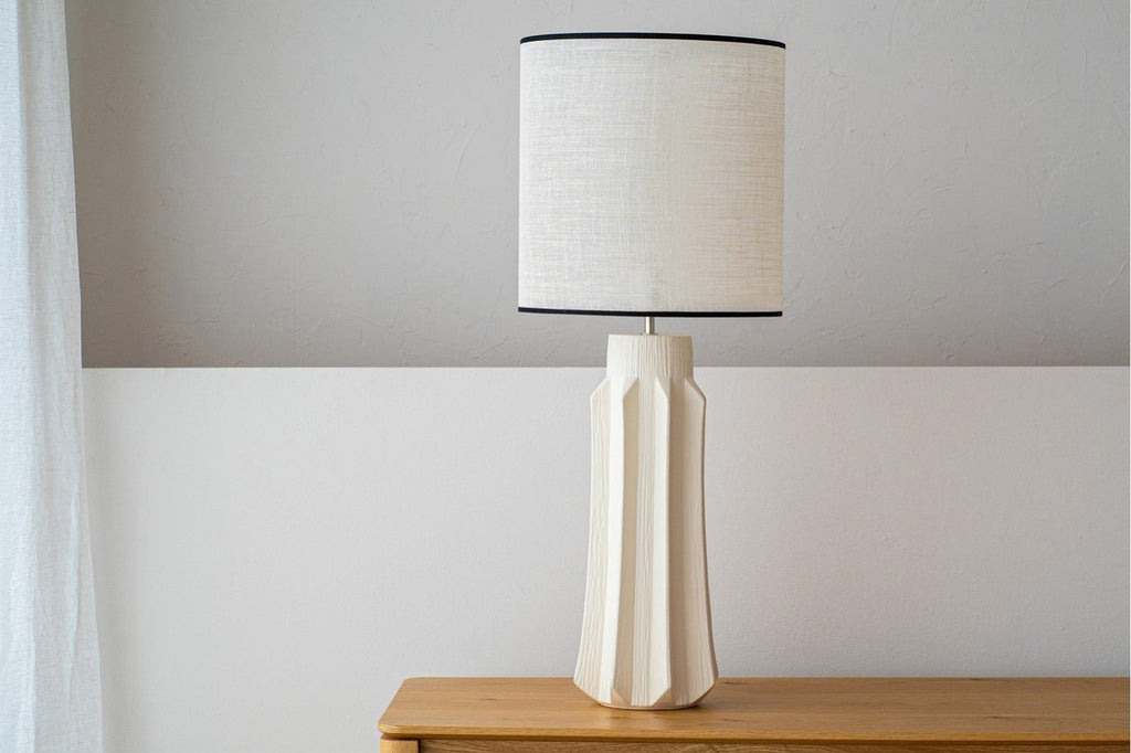 Lámpara de Sobremesa Helena - pino_y_jacaranda