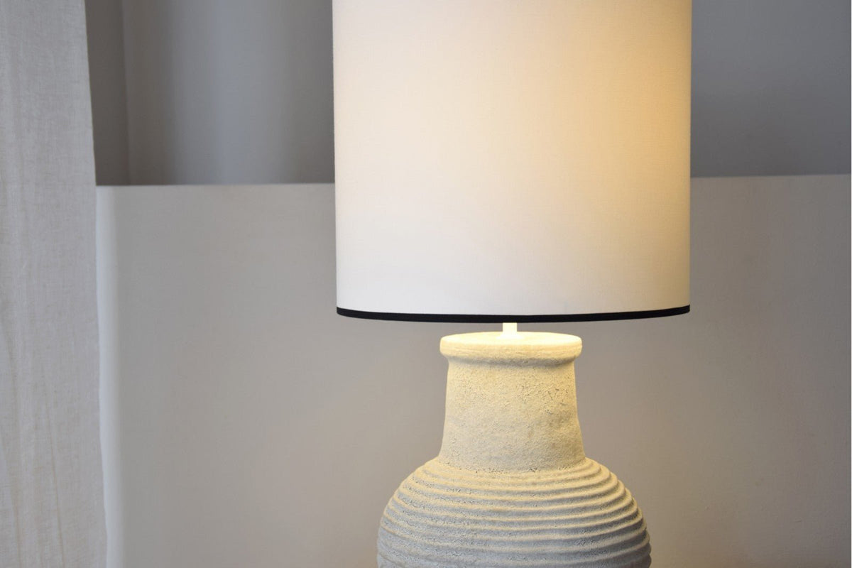 Lámpara de Sobremesa Swift Small - #pino_y_jacaranda#
