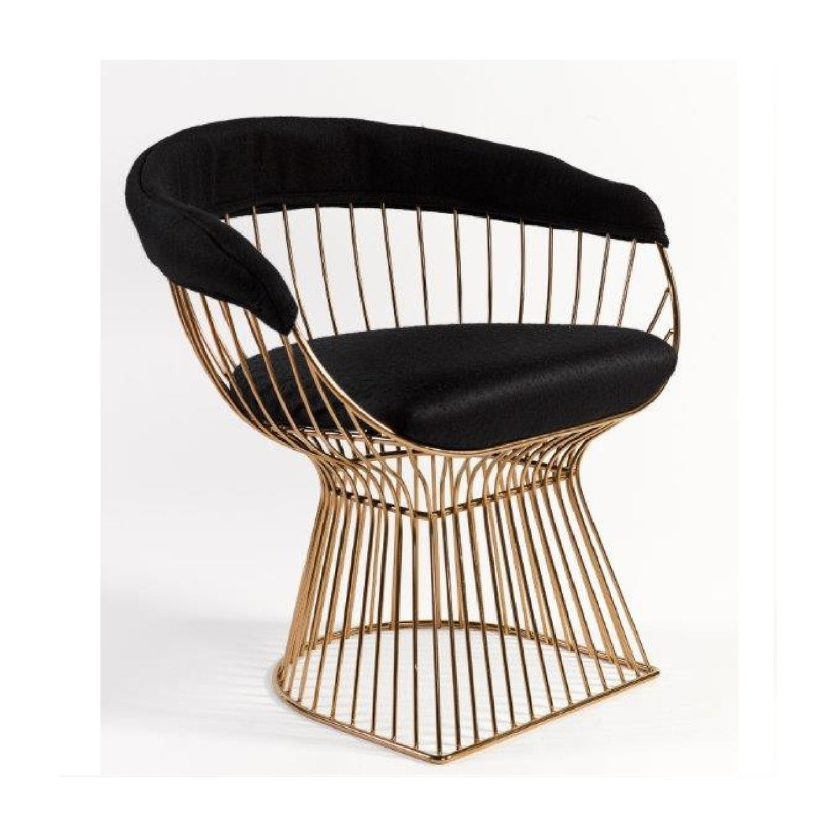 Sillón de metal rosado con cojín negro Benalmádena